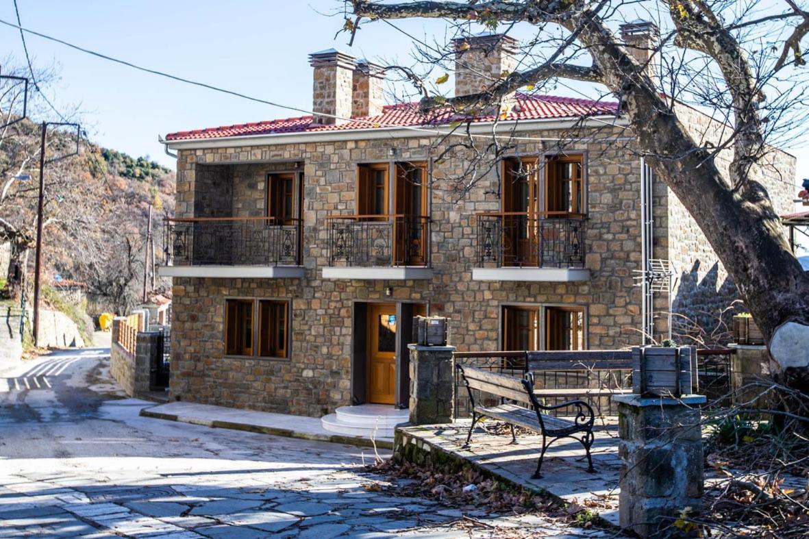 Rentinia Inn Rentina Экстерьер фото