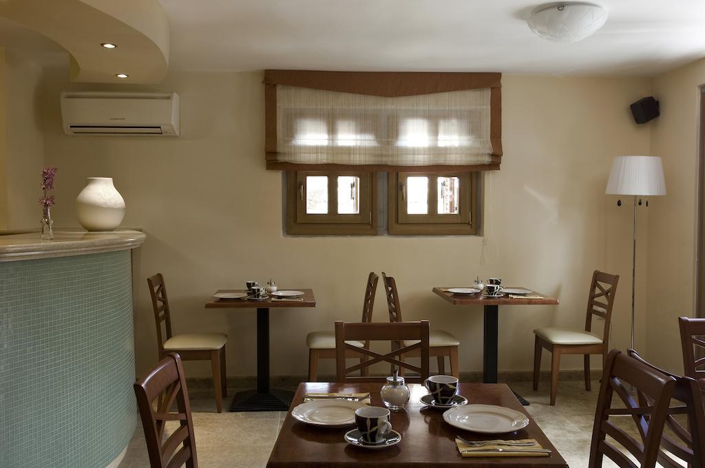 Rentinia Inn Rentina Экстерьер фото